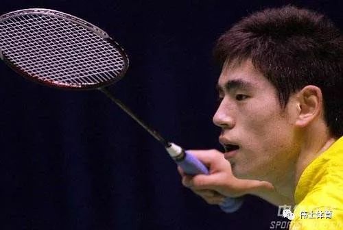 {賭馬}(羽毛球的发球方法视频)