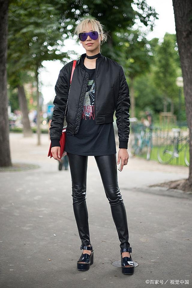 {六合彩}(欧美潮人时尚穿搭图片大全) {六合彩}(欧美潮人时尚穿搭图片大全)